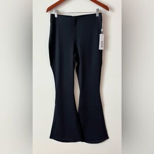 525 America / Revolve Women's Flare Stretch Fit Pants Black Size Medium